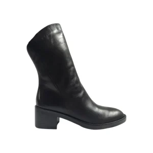 A26---vueva---WH497H19BLACK